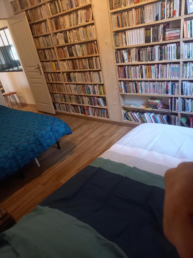 Logement Entier Spacieux Et Confortable A 1 H De Paris Courtenay  Exteriér fotografie