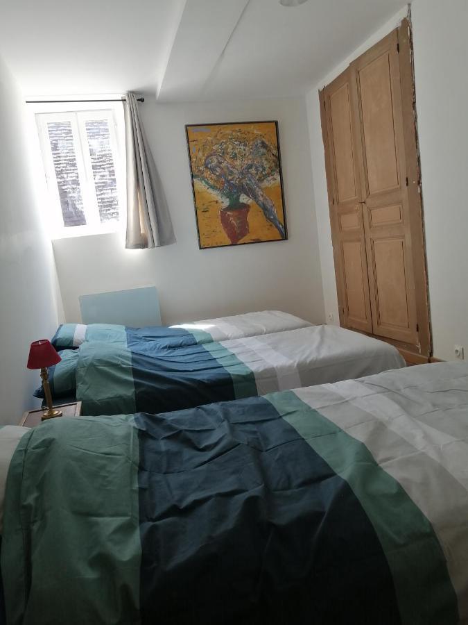 Logement Entier Spacieux Et Confortable A 1 H De Paris Courtenay  Exteriér fotografie